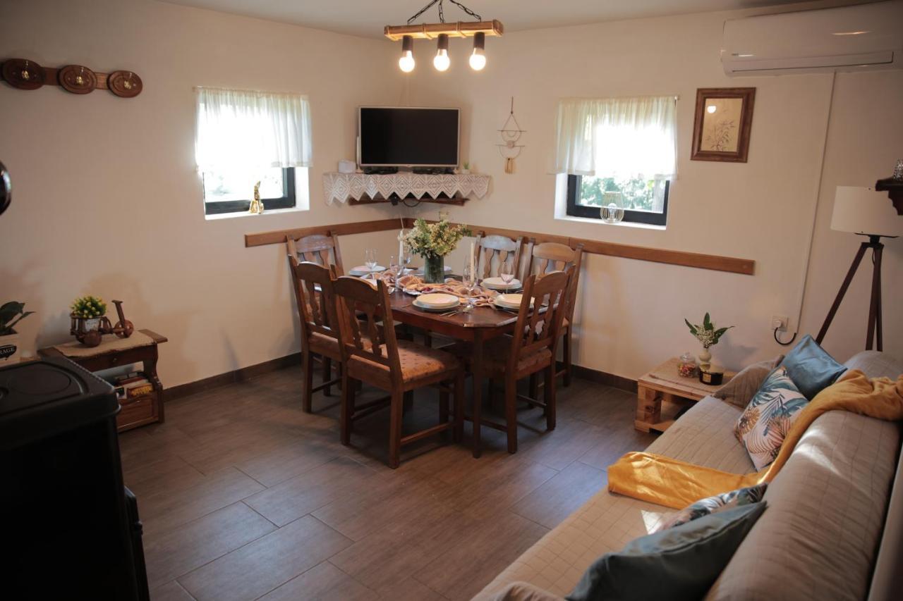 Apartment Amigo Sirova Katalena Bagian luar foto